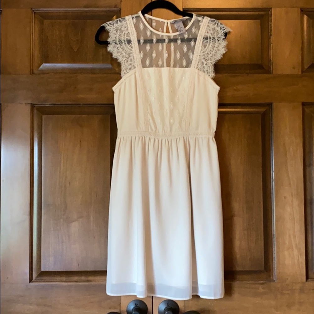 Off-white dress